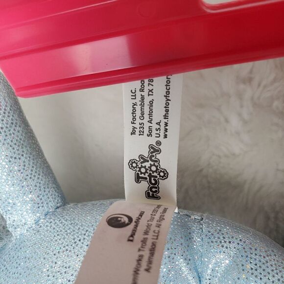 Dreamworks Trolls World Tour Guy Tiny Diamond Stuffed Animal. - Picture 7 of 7